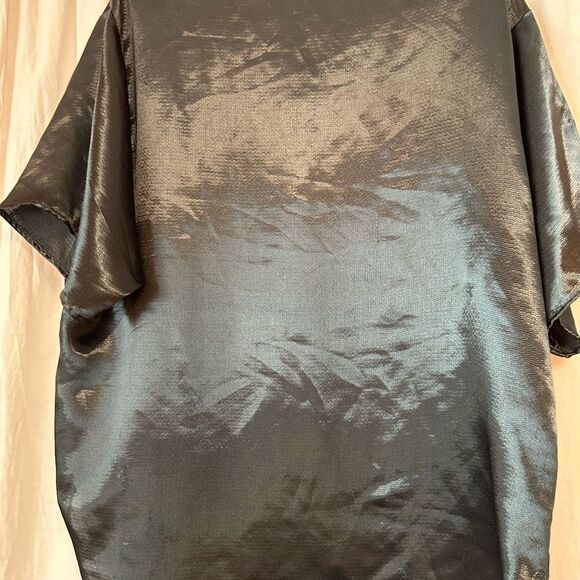 Size 40  1X vintage Risky Business black silky shirt button front 100% polyester - Picture 2 of 7